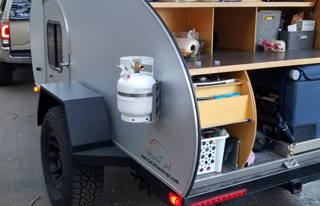 Propane Tanks Store & Accessories - Flame King Products